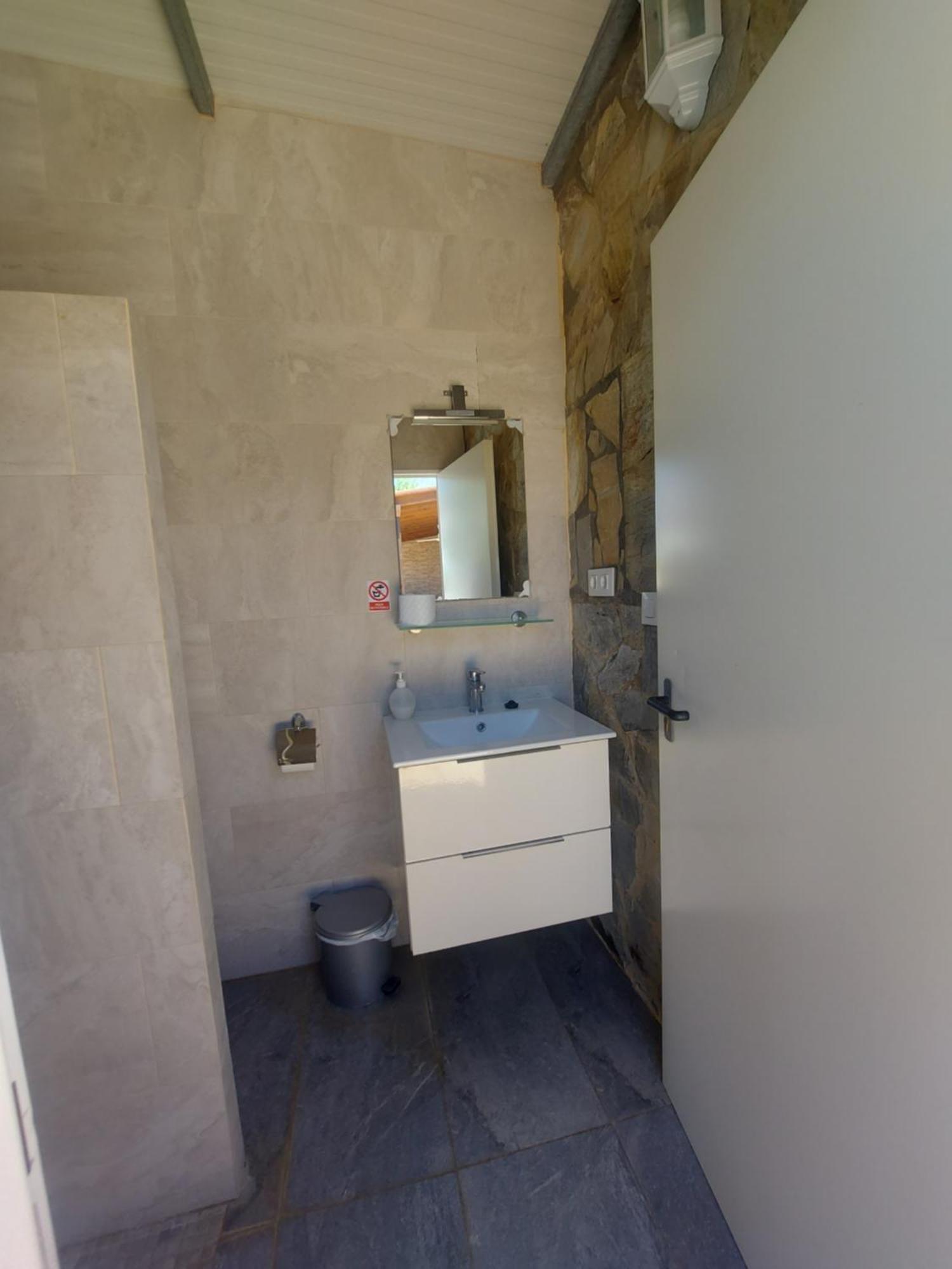 Chalet La Huerta Con Piscina Y Wifi โกนิล เด ลาฟรอนเตรา ภายนอก รูปภาพ